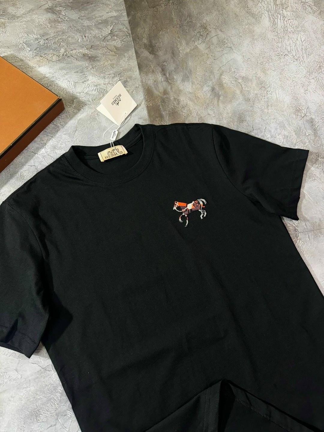 футболки мужские,футболки для мужчин,футболка,стильная футболка,футболка гермес