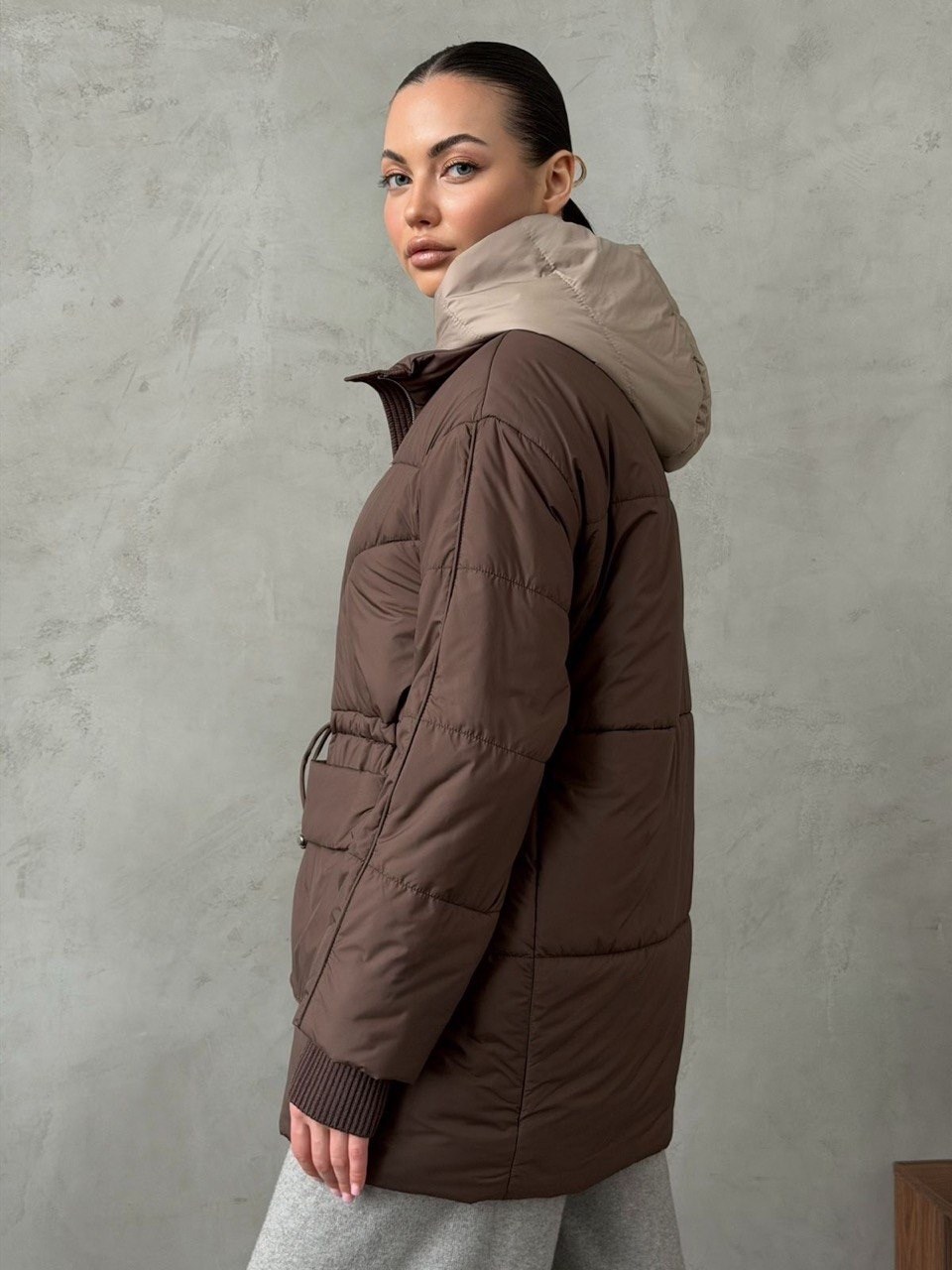 куртка демисезонная с капюшоном oversize okxana utova brand,куртка демисезонная женская,куртка демисезонная с капюшоном oversize oksana utova brand,куртка теплая,демисезонная куртка