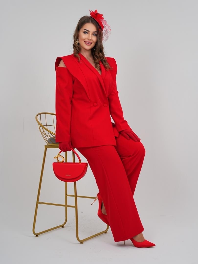 костюм брючный 974 красный vilena,брючный костюм vilena fashion 974 красный двойка,оджи красный брючный костюм женский 50-52,брючный костюм vilena 993 красный,малиновый брючный костюм