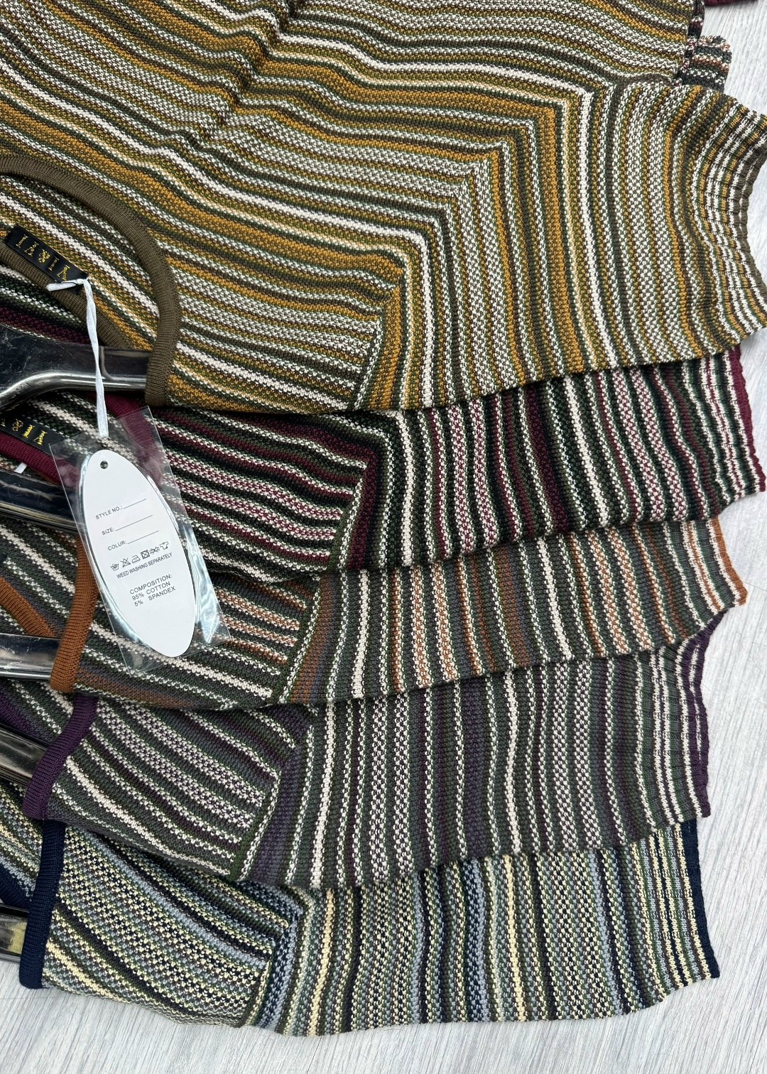 трикотаж,трикотажный,трикотаж с люрексом,трикотажные изделия,свитер полосатый