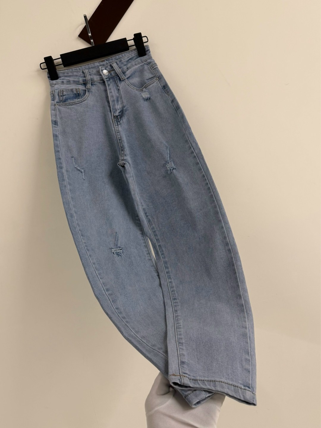 женские джинсы,джинсы женские широкие,широкие джинсы,модные джинсы,прямые джинсы