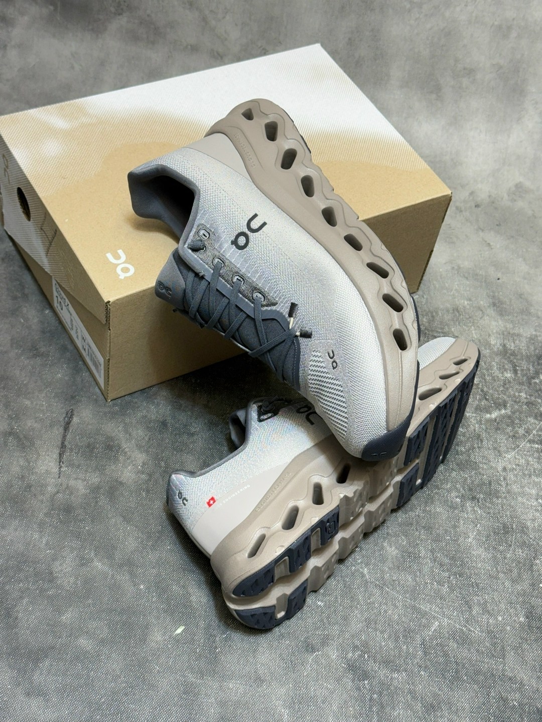 кроссовки cloudmonster бело-серый on,кроссовки,кроссовки cloudtilt on running нейтральный,кроссовки cloudtilt "cinder/sand" on running,кроссовки on