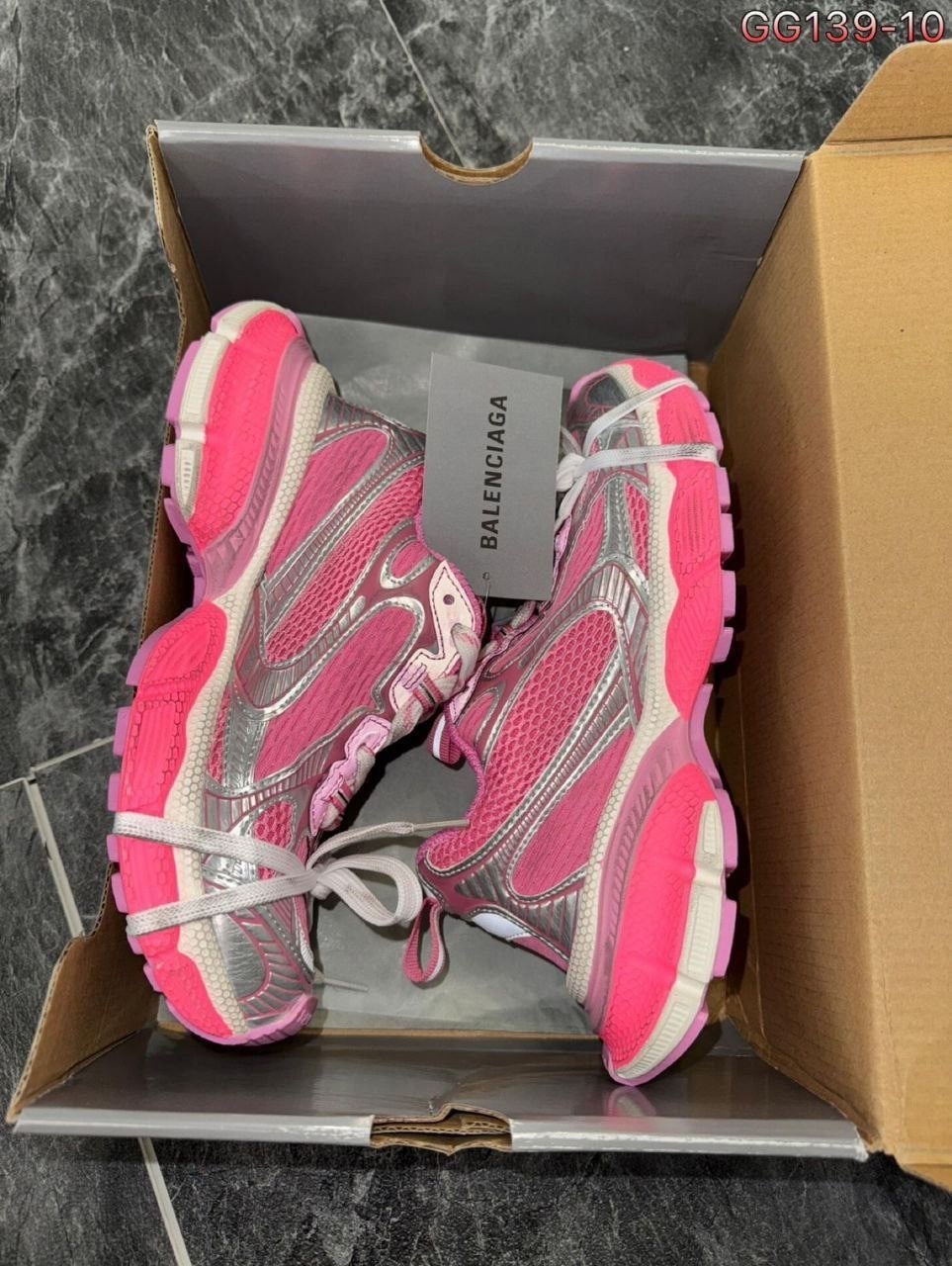 кроссовки женские balenciaga,женские кроссовки balenciaga 3xl серебристые с розовым,balenciaga кроссовки,женские кроссовки balenciaga 3xl серебристые с розовым lm-18153,женские кроссовки