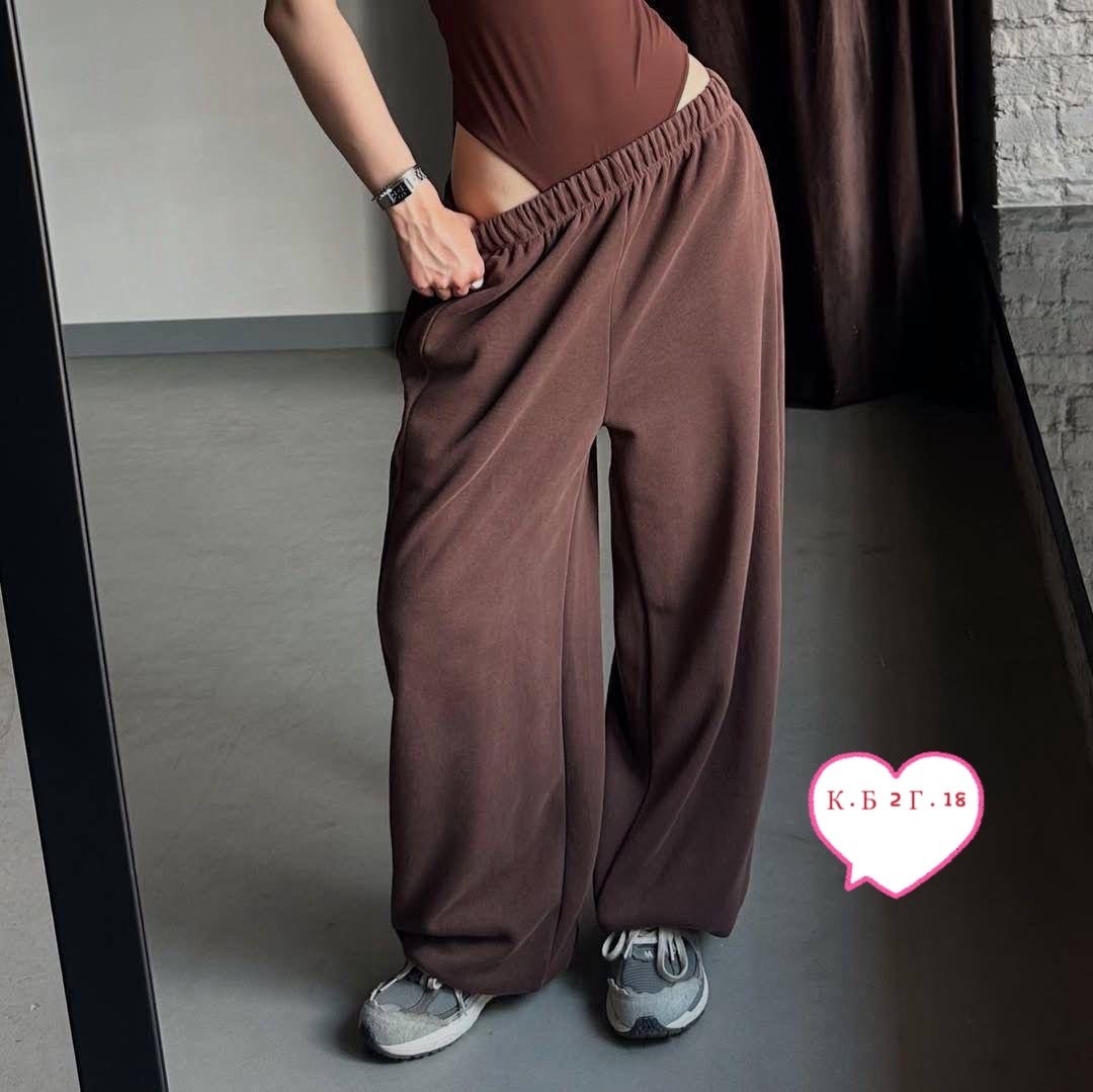 широкие штаны,трендовые штаны,спортивные штаны двухнитка,спортивные штаны,брюки спортивные свободные