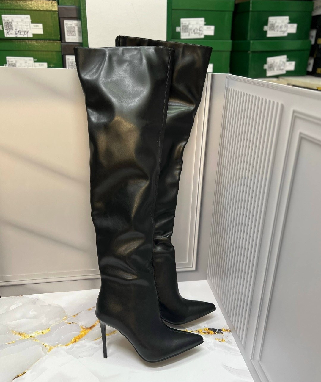 ботфорты на шпильке,ботфорты лаковые на шпильке,демисезонные ботфорты на шпильке,сапоги высокие,шикарные сапоги