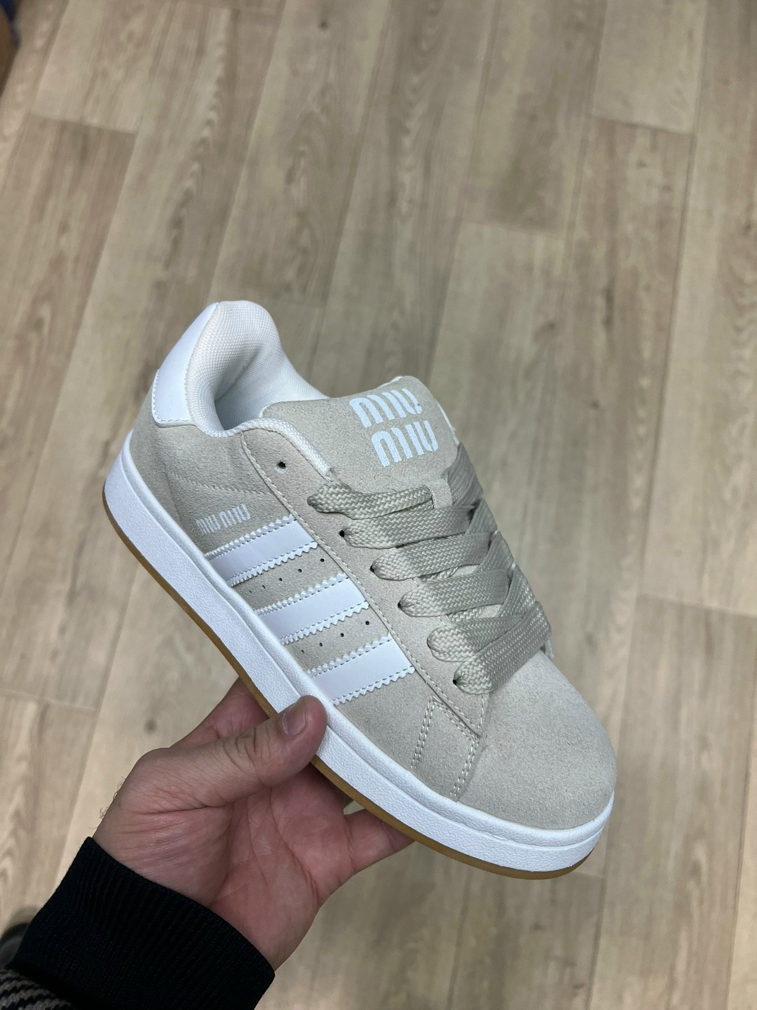 ,женские кроссовки,кроссовки повседневные,кроссовка,спортивная