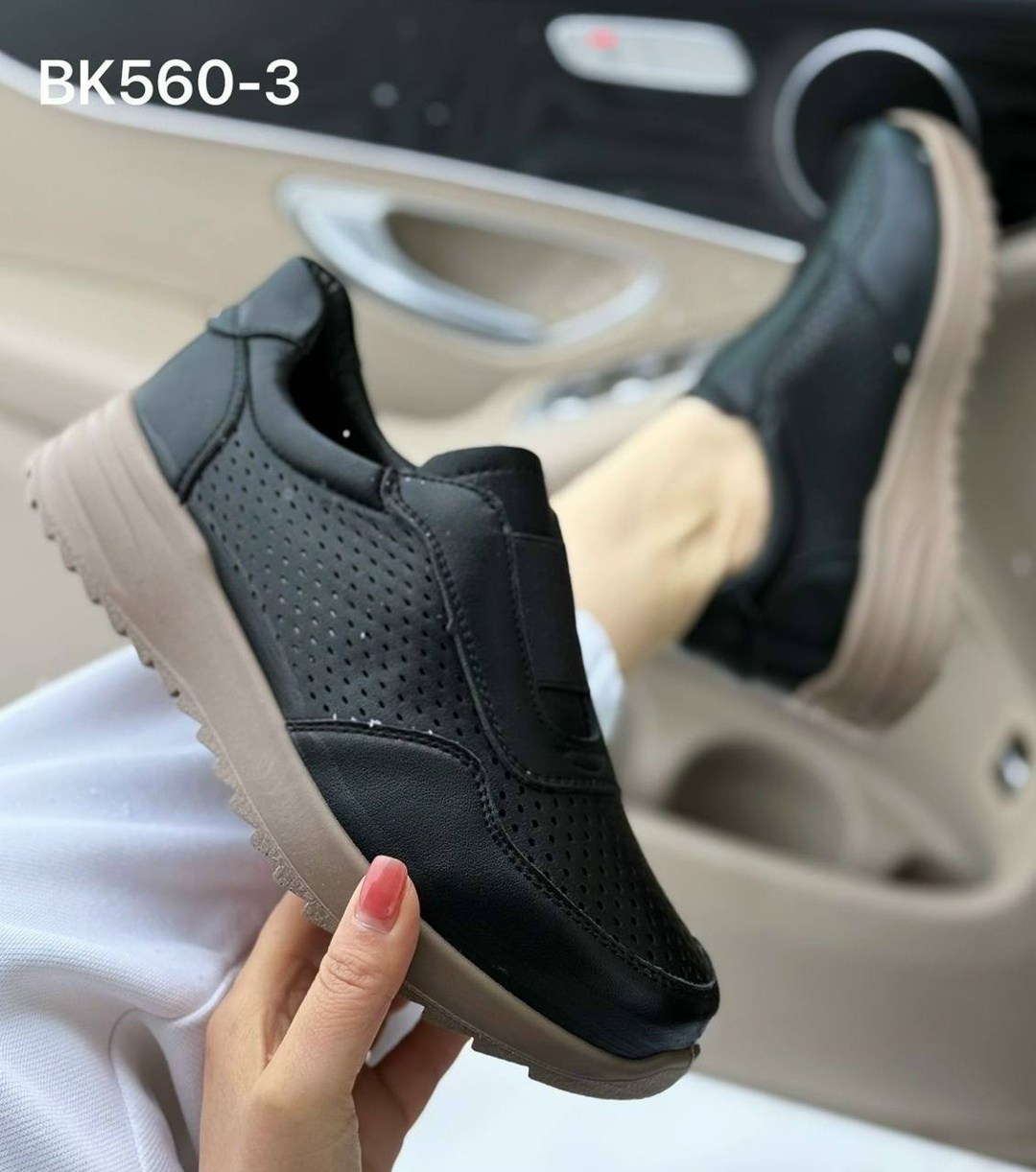 ,кроссовки женскиe,черные кроссовки,кроссовки черные со стразами женские,женская