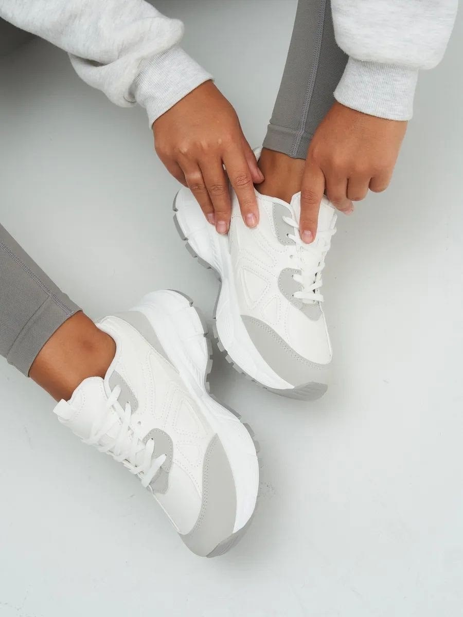 кроссовки женскиe,кроссовки для женщин,белые кроссовки,,кроссовки женские белые