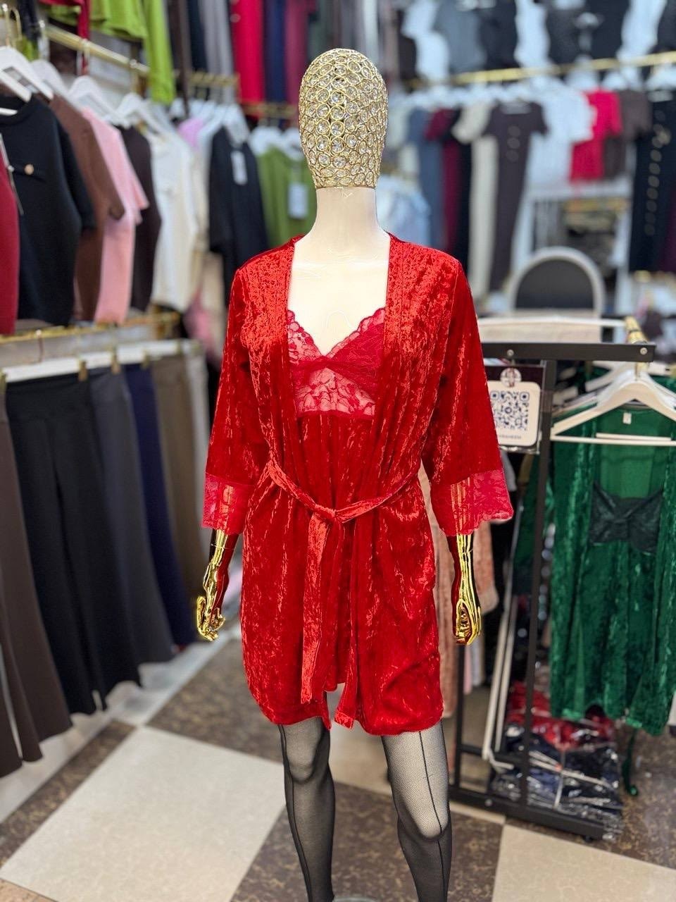 халат с кружевом,велюровый халат с кружевом,халат велюровый,пеньюар женский бархатный,женский велюровый халат