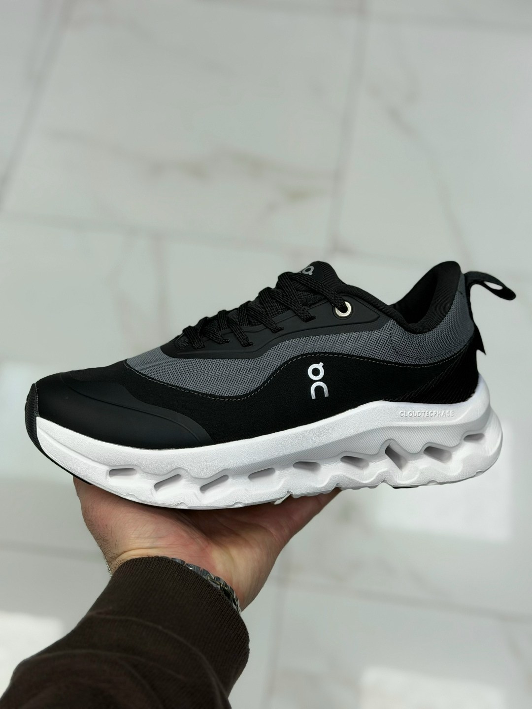 кроссовки,мужские кроссовки, для бега,кроссовки on,кроссовки cloudrunner 2 waterproof on черный