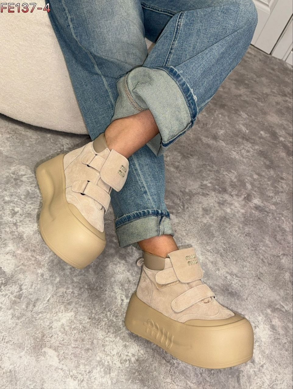 ,женские зимние ботинки на платформе,женские зимние плюшевые ботинки на платформе,угги женские,угги короткие зимние ботинки на платформе