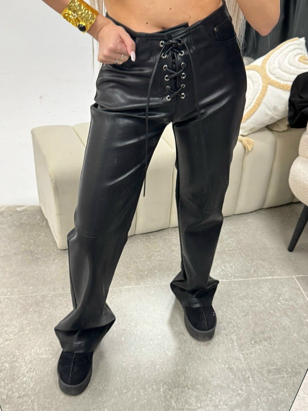 кожаные брюки,штаны кожаные,брюки женские кожаные,кожаные брюки зара,кожаные брюки трубы