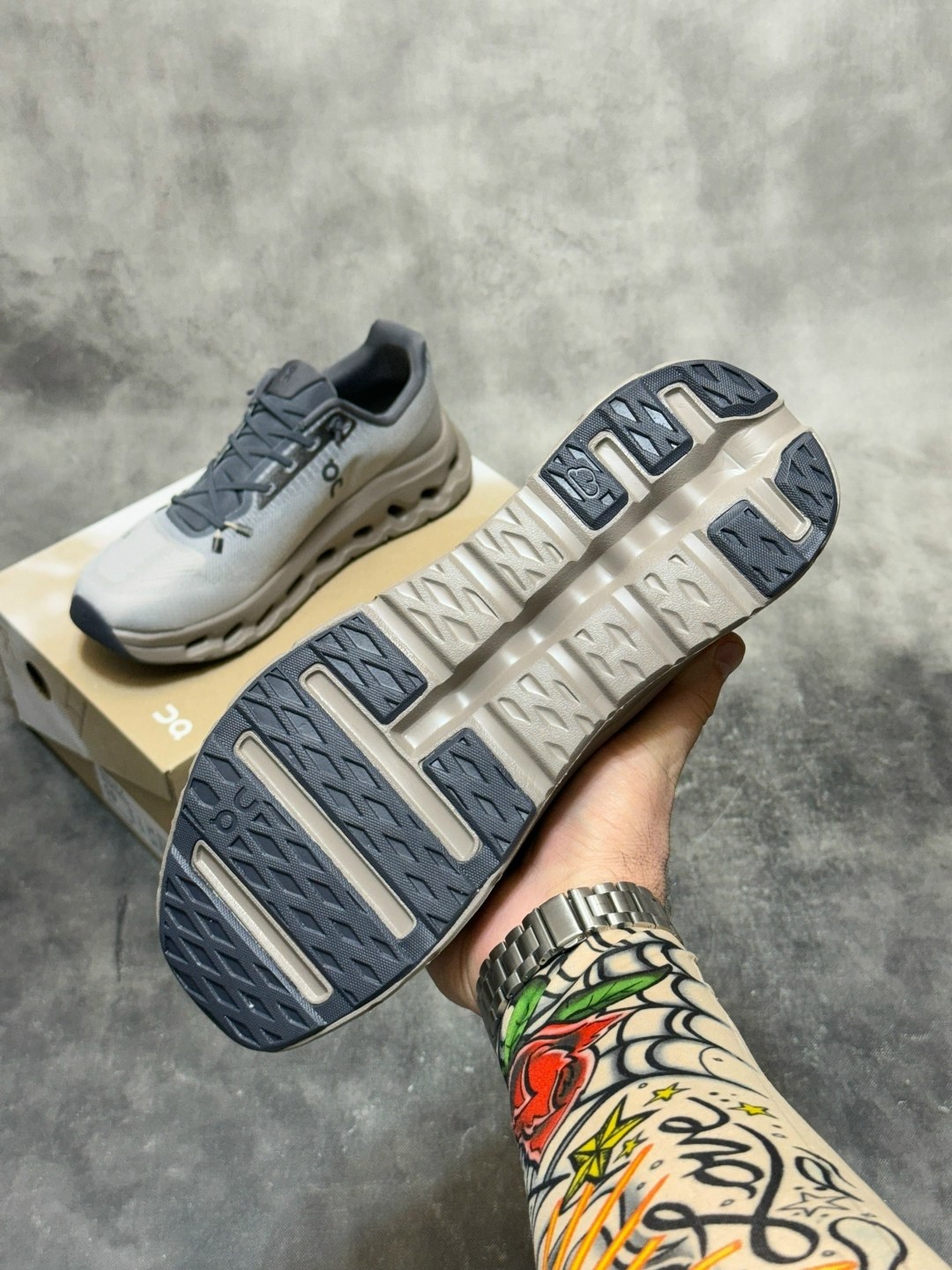 кроссовки cloudmonster бело-серый on,кроссовки,кроссовки cloudtilt on running нейтральный,кроссовки cloudtilt "cinder/sand" on running,кроссовки on