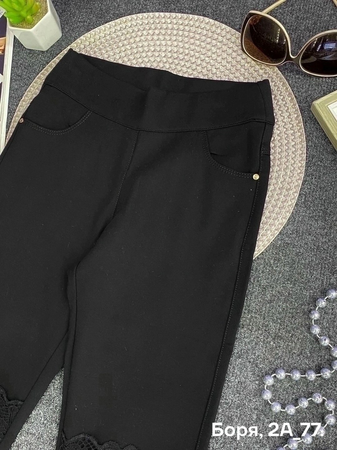 легинсы с кожаными вставками,лосины с кружевом,лосины кожа и кружево,лосины с кожаными вставками и гипюром,лосины с гипюром