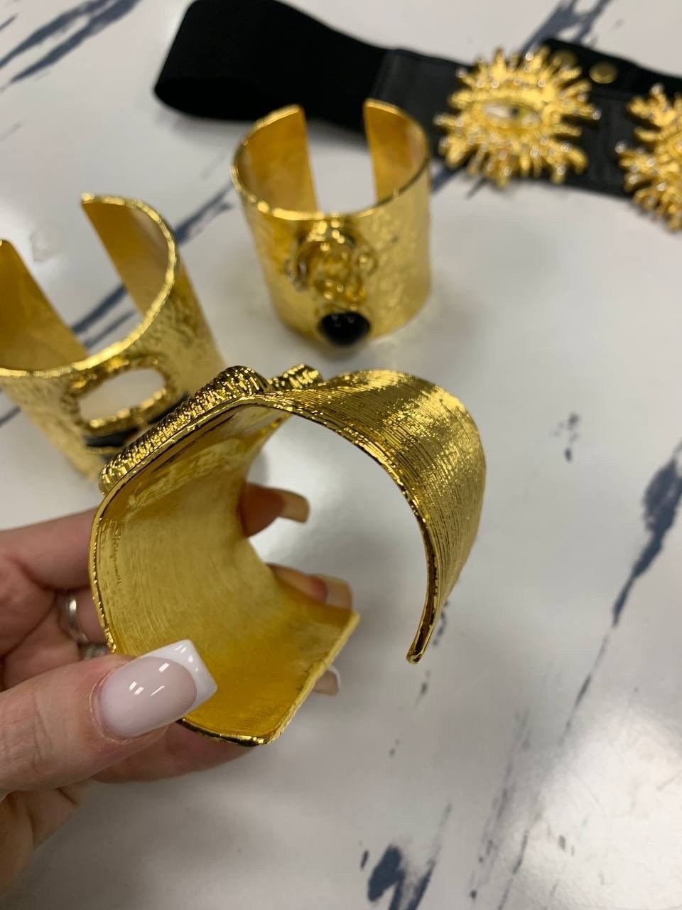 браслет,браслеты для женщин,металлические браслеты,широкие браслеты,ювелирные браслет