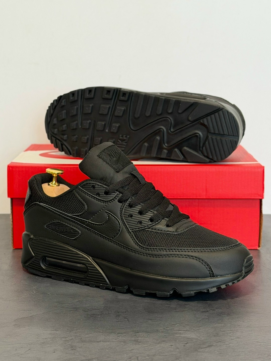 кроссовки nike air max 90 мужские,кроссовки nike air max 90 кожаные черные,кроссовки nike air max 90,черные кроссовки nike air max 90,кроссовки