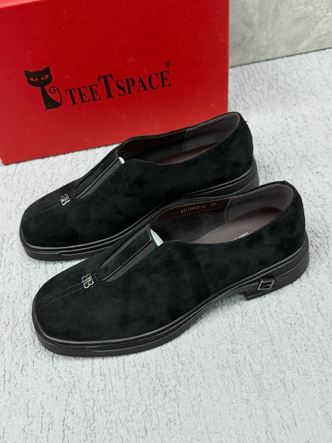 ,женская ,модные лоферы,лоферы замшевые,cesare paciotti замшевые туфли