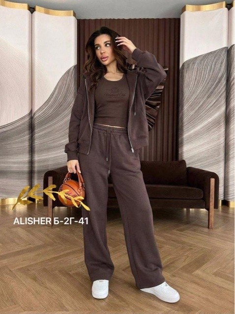 спортивный костюм женский,стильный костюм,спортивный костюм,женский костюм,женский костюм тройка