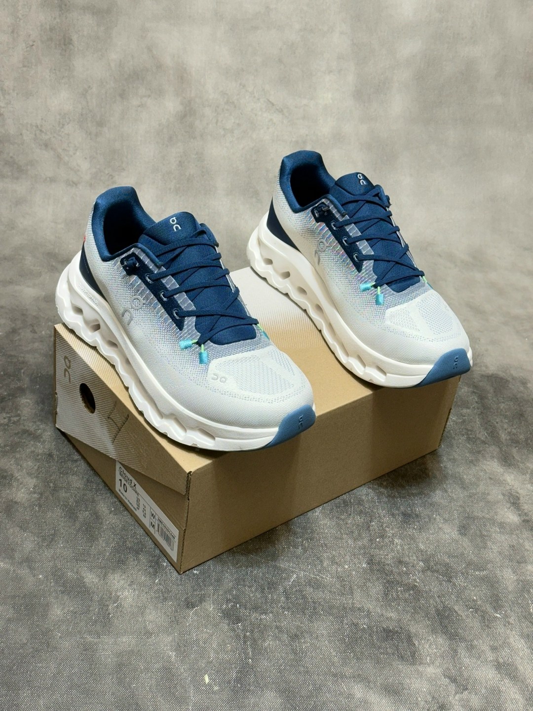 кроссовки,спортивные кроссовки,спортивная ,кроссовка,кроссовки on