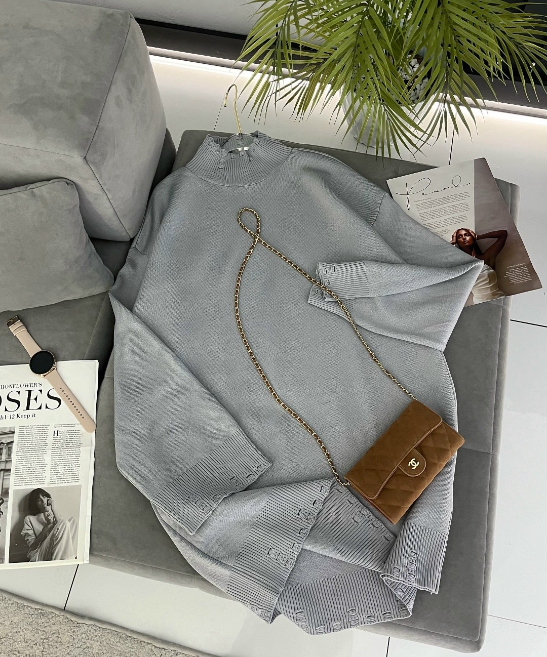 свитер женский в стиле оверсайз с высоким горлом,свитер женский оверсайз,свитер бежевый,свитер женский,оверсайз свитер