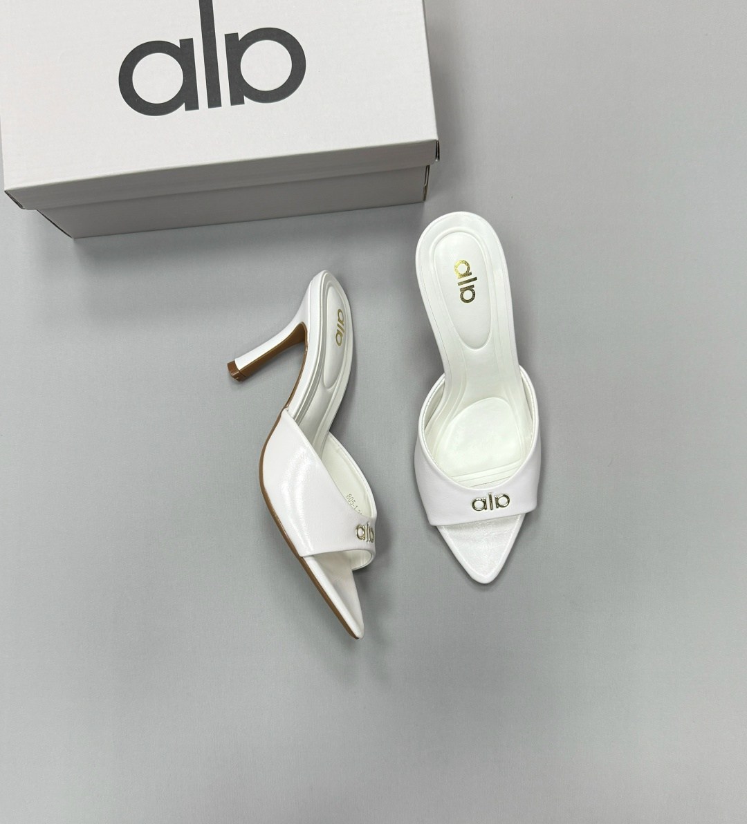 ,женские туфли,женская ,шлепки диор,женские босоножки