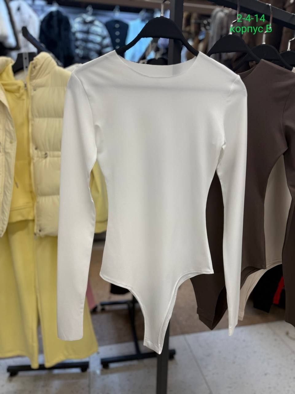 боди женское,женское боди красное,женское боди с длинными рукавами,красное боди,боди для женщин