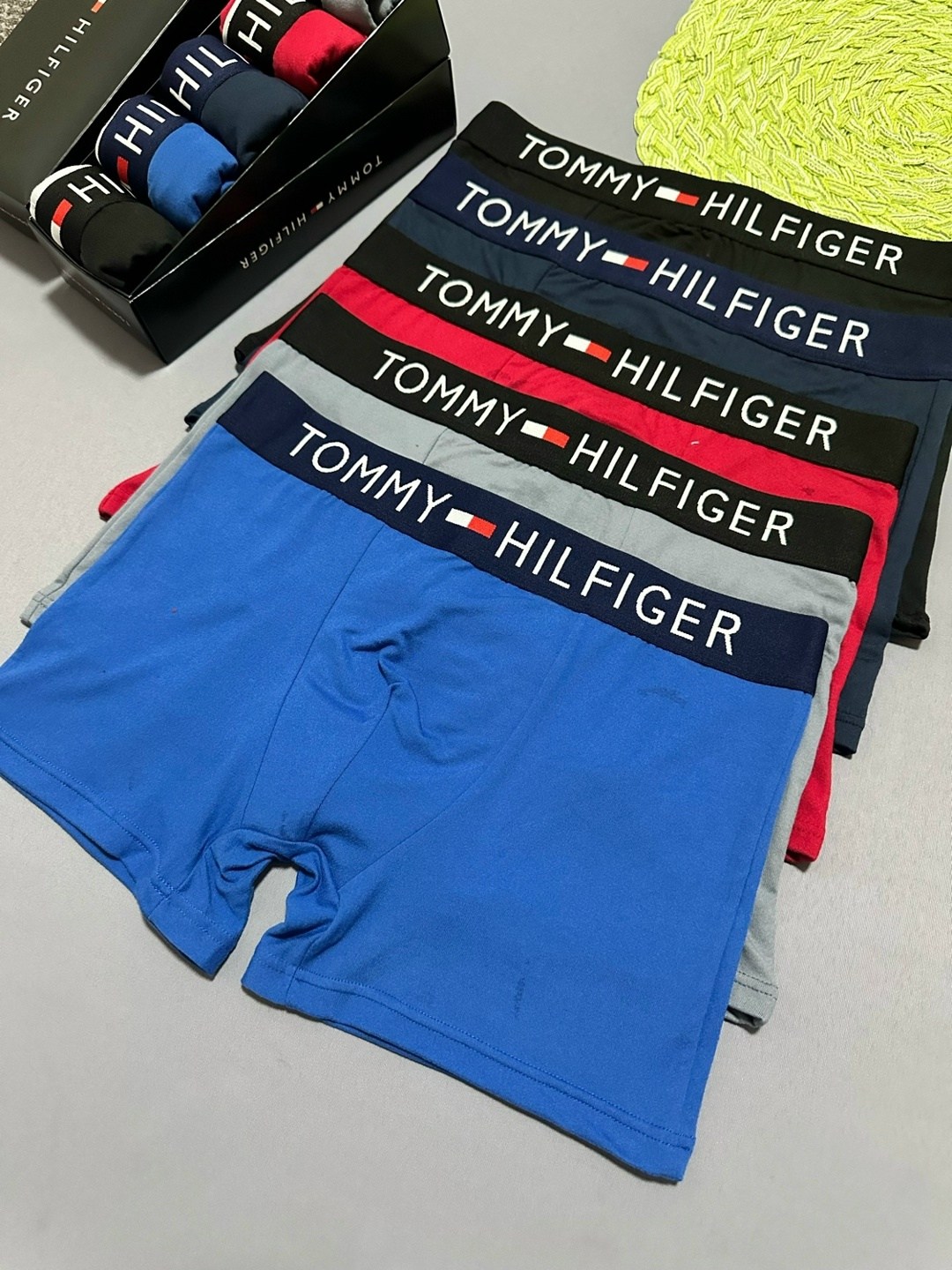 набор мужских трусов tommy hilfiger,трусы tommy hilfiger мужские,комплект трусов tommy hilfiger,комплект трусов боксеры tommy hilfiger,трусы боксеры tommy hilfiger