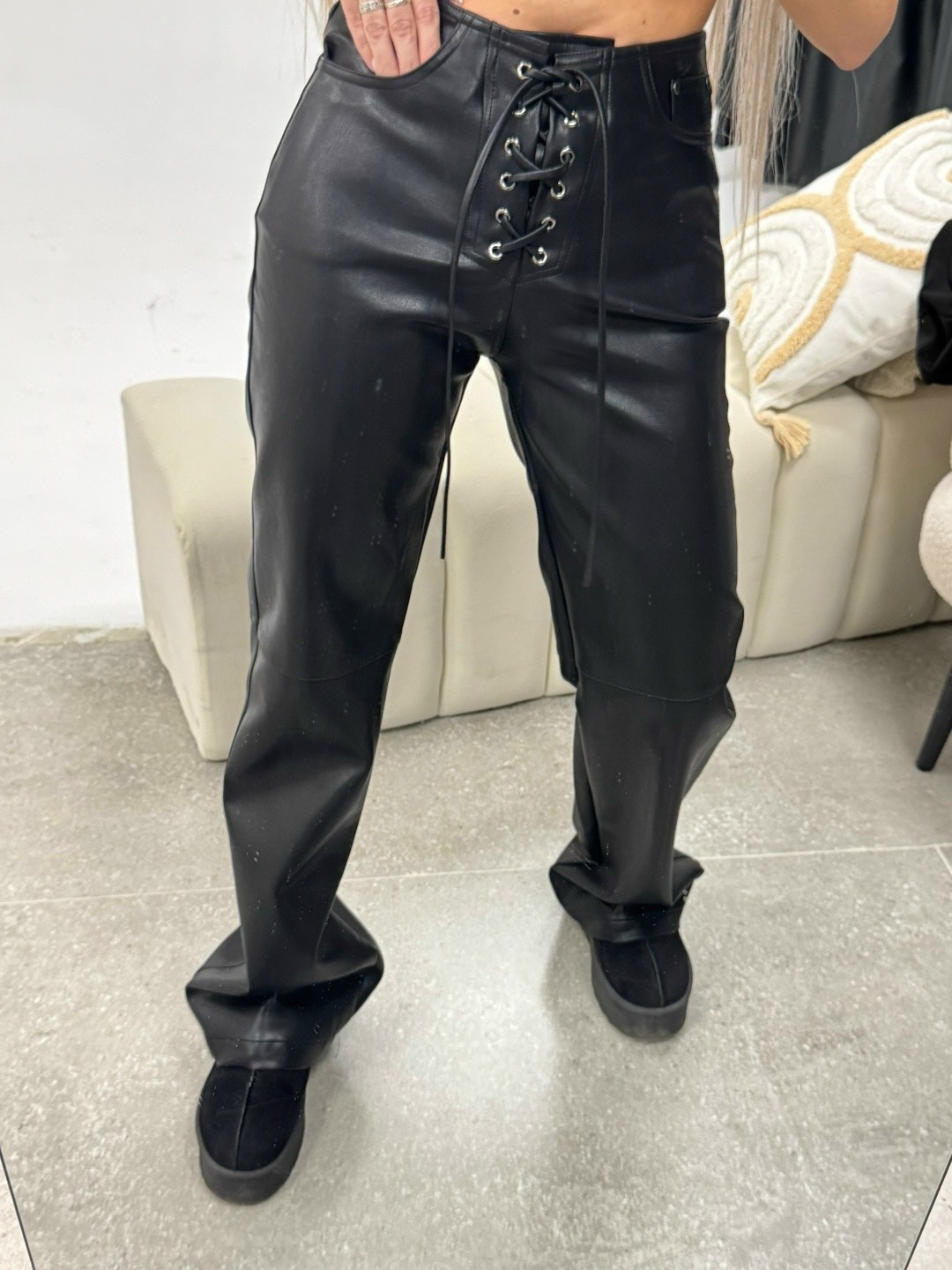 кожаные брюки,штаны кожаные,брюки женские кожаные,кожаные брюки зара,кожаные брюки трубы