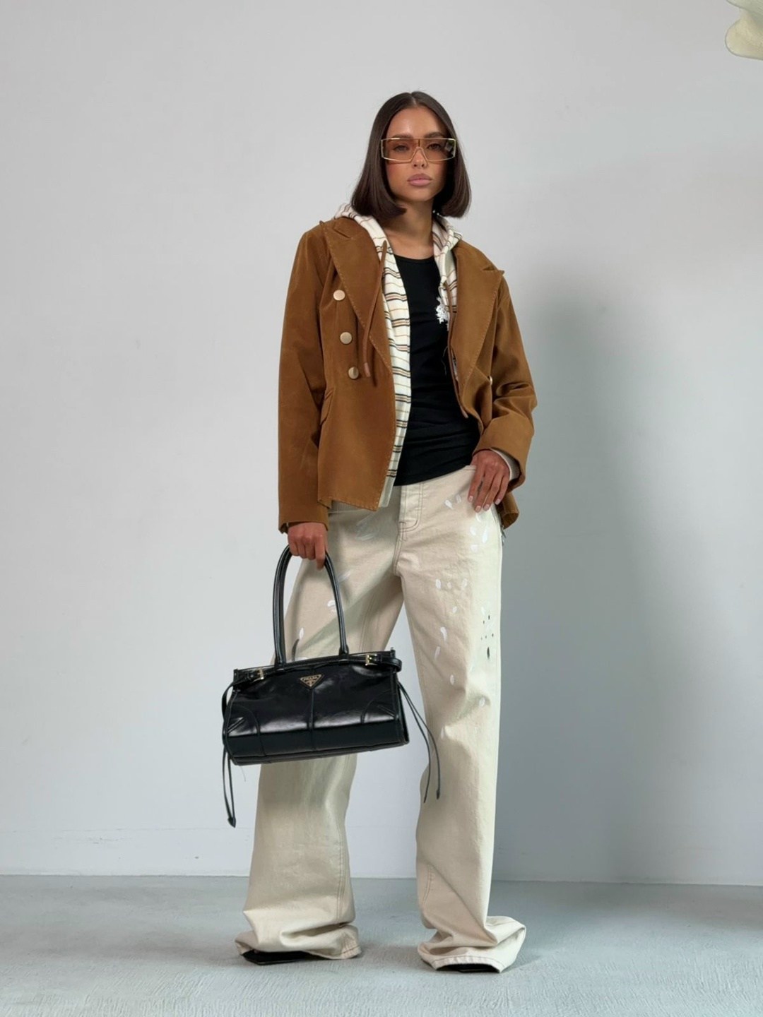 куртка бомбер замшевая коричневая осень espiritu,куртка бомбер замшевая шоколадная осень,куртка бомбер замшевая коричневая весна,куртка бомбер замшевая коричневая весна espiritu,вельветовая куртка