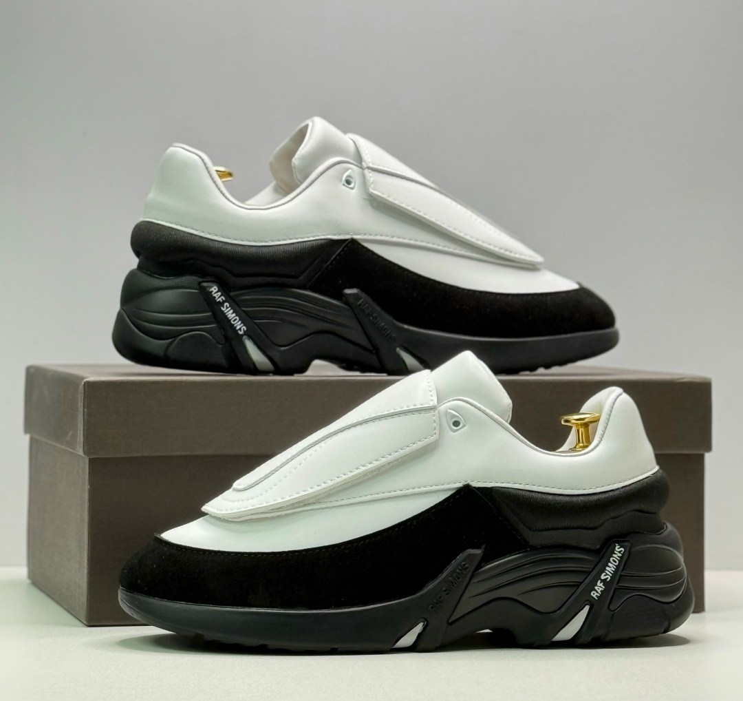 кроссовки raf simons antei,raf simons antrei oversized 2 tone leather runner white black,raf simons oversized 2 tone leather runner sneakers,raf simons antei oversized leather runner black,raf simons