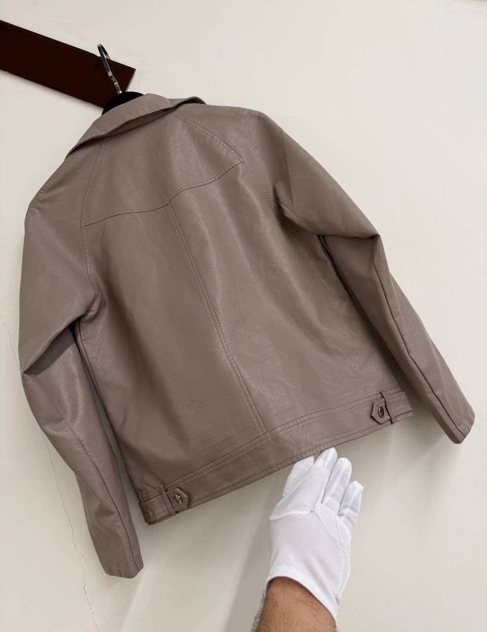 женская кожаная куртка,косуха кожаная куртка оверсайз queen sophie,кожаная куртка,косуха женская оверсайз куртка кожаная базовая,куртка кожаная косуха