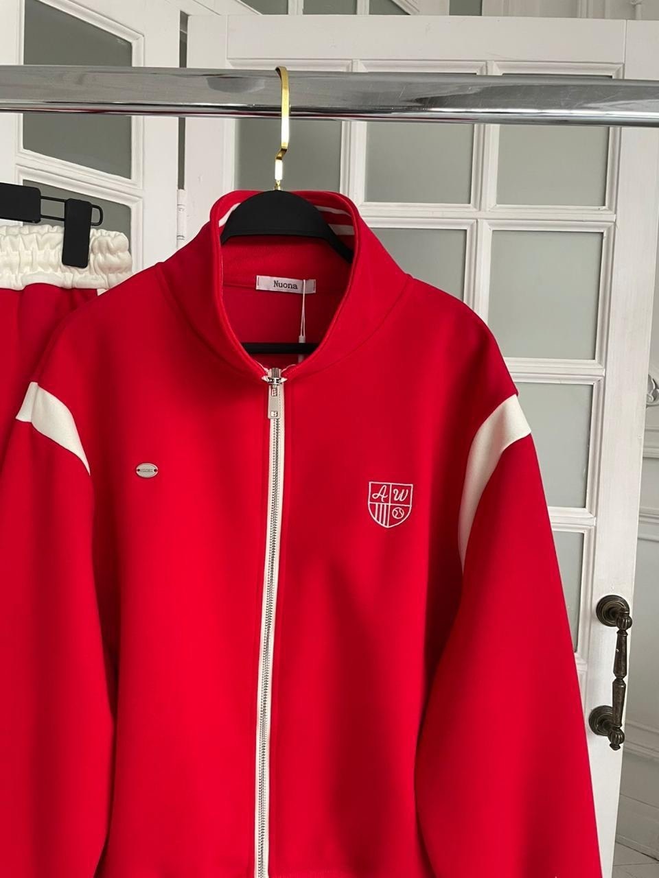 спортивный костюм,красные спортивные женские костюмы,спортивный костюм женский,loro piana женский красный костюм,красные спортивные костюмы