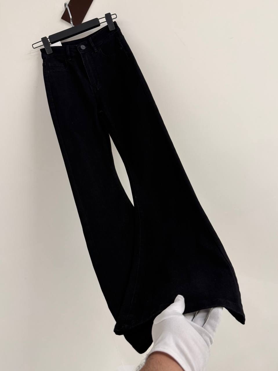 женские эластичные джинсы-клеш с завышенной талией,джинсы клеш от колена с завышенной талией,клеш джинсы черные,расклешенные джинсы с высокой талией,женские джинсы клеш