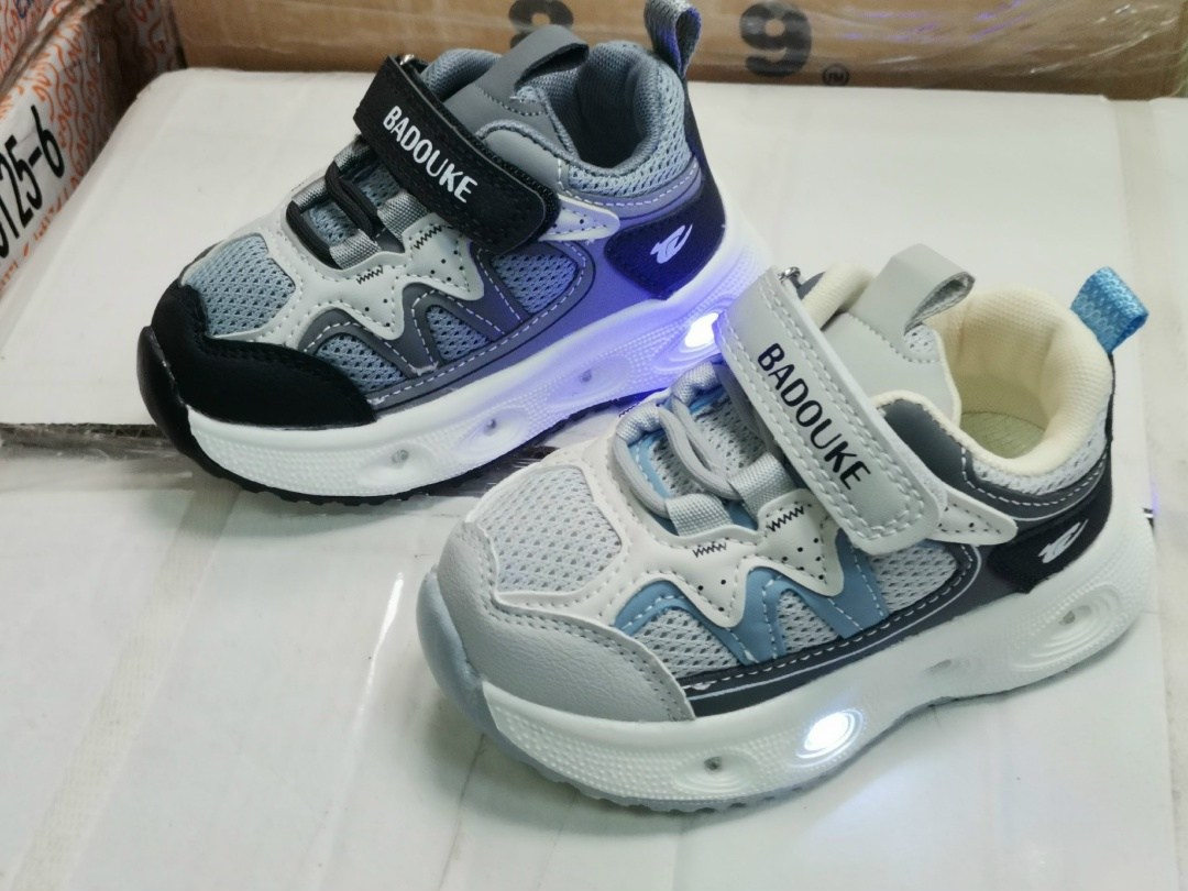 детские кроссовки,детская ,кроссовки мальчику,кроссовки,детские кроссовки микаса