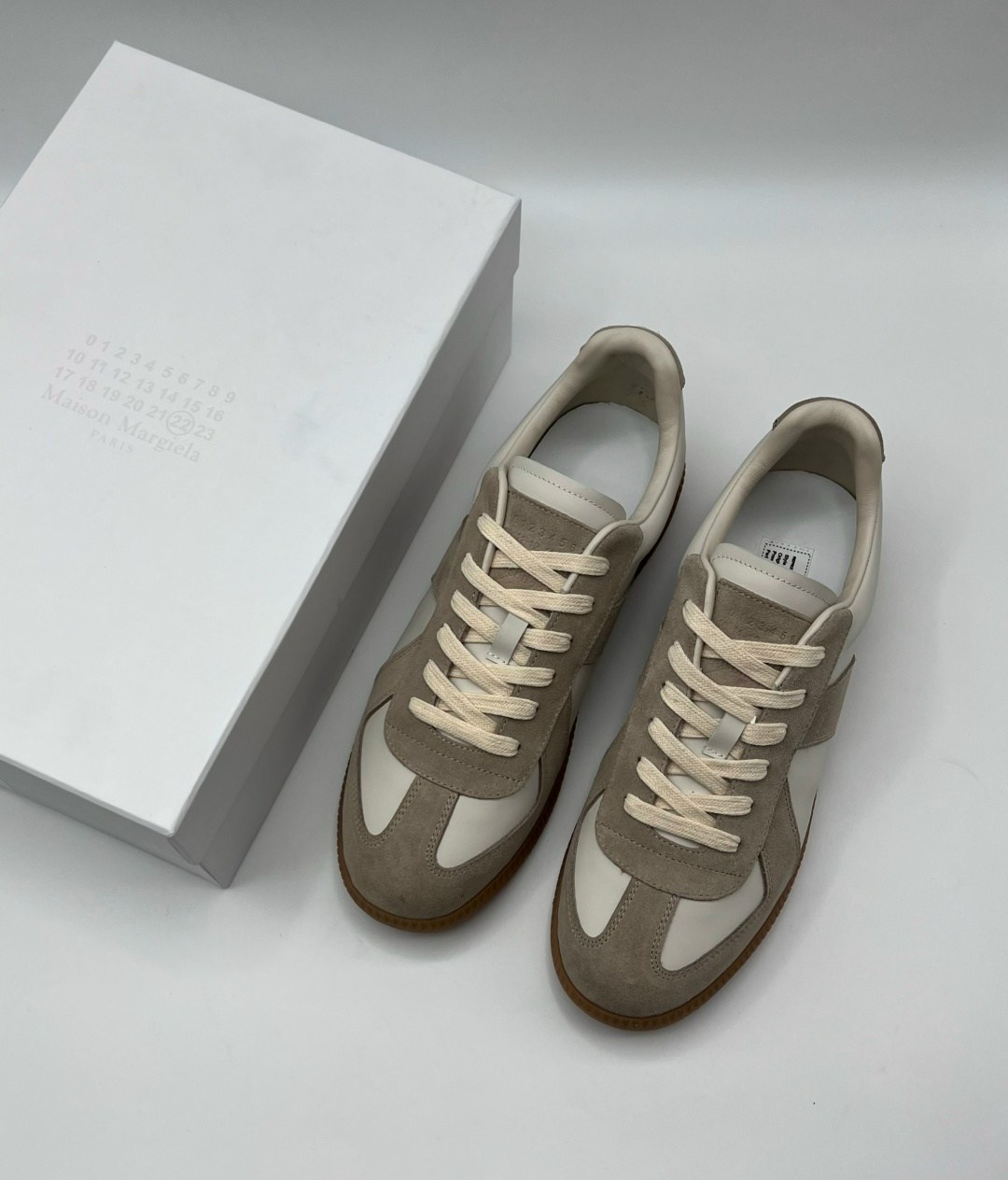 кроссовки maison margiela replica,кроссовки maison margiela,maison margiela replica кеды,кроссовки maison margiela 22 classic replica leather low sneaker,кроссовки maison