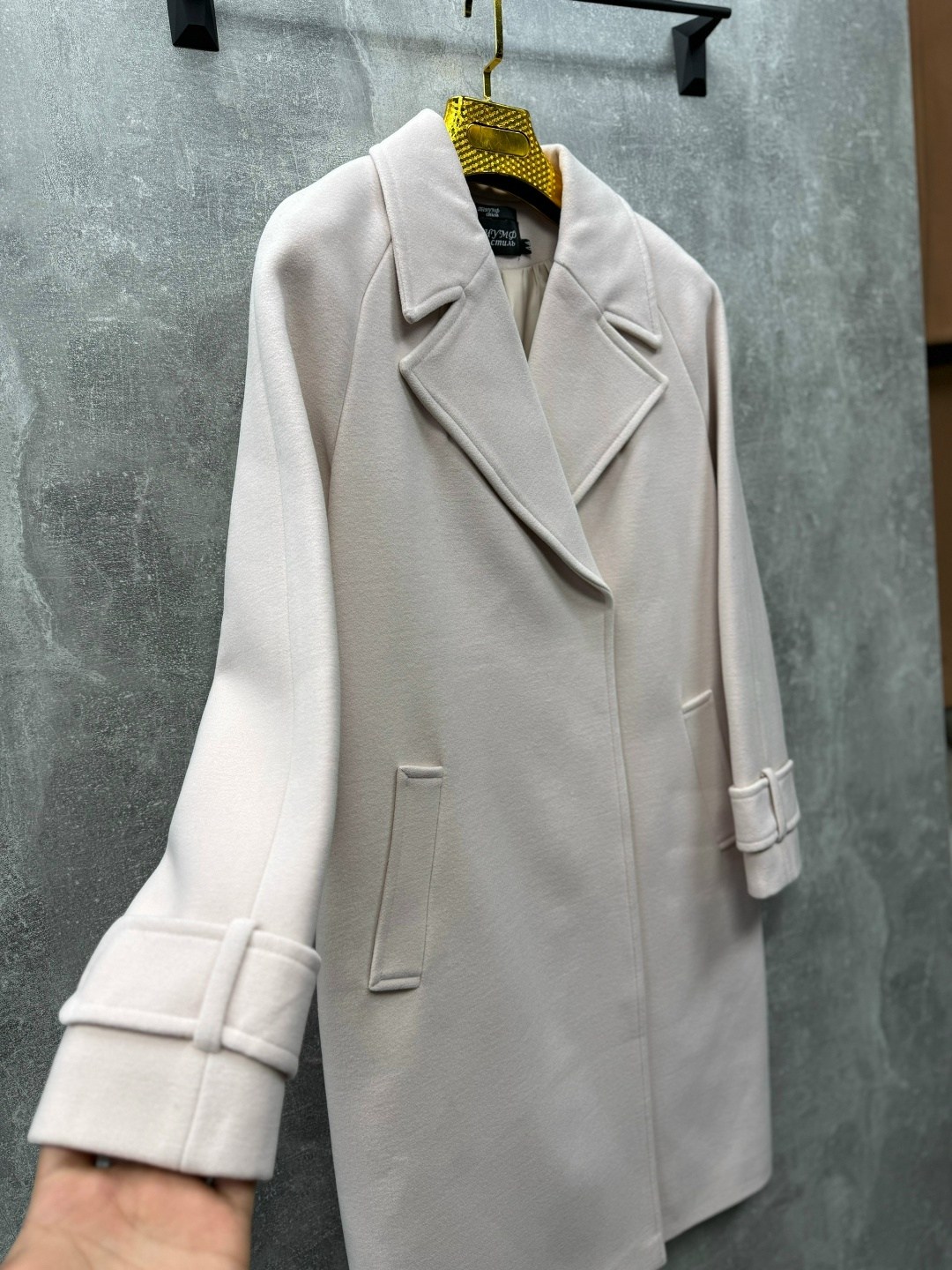 пудровое пальто,шерстяное пальто,пальто,пальто женские,пальто средней длины