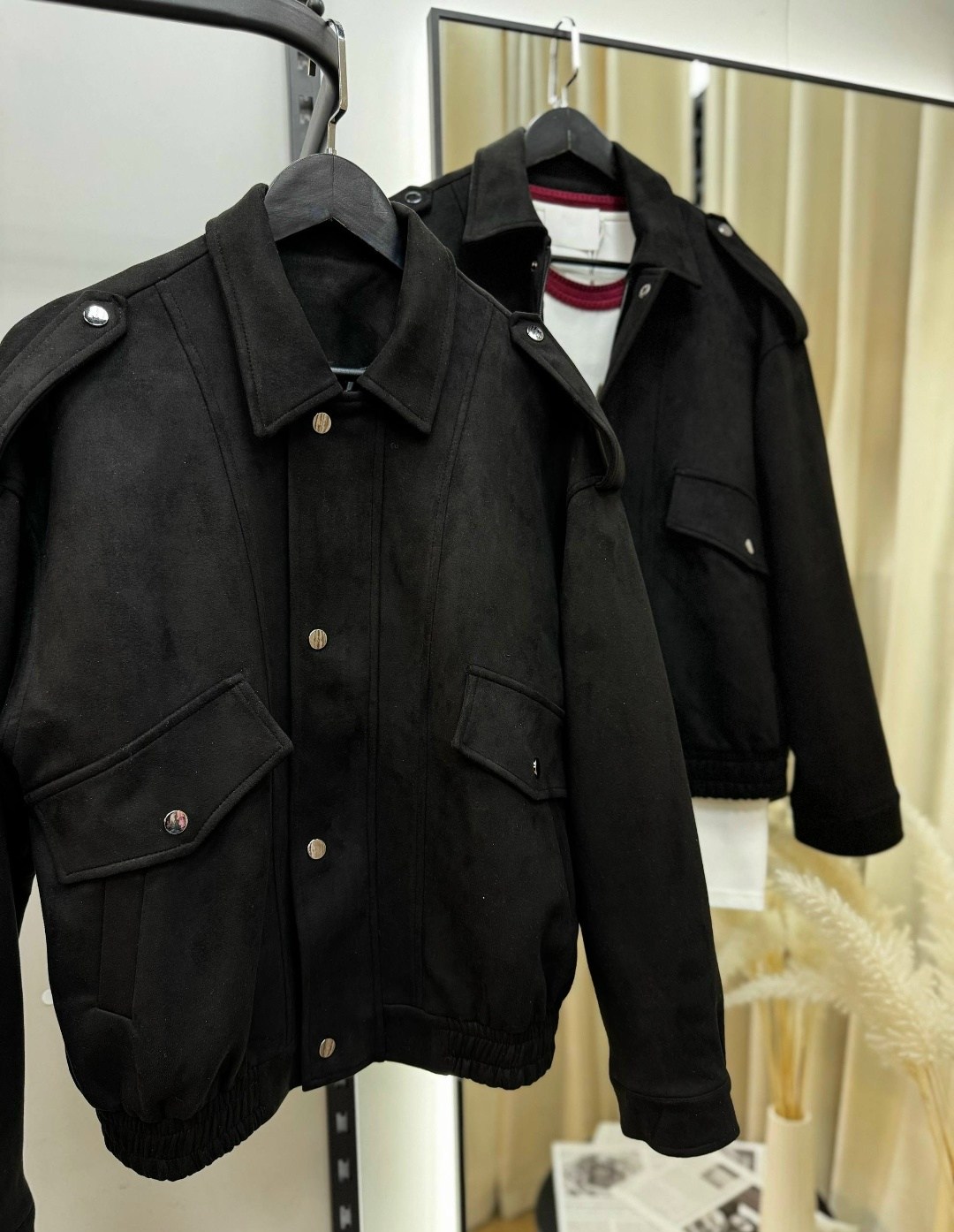 кожаная куртка,куртка бомбер,модная женская куртка,женская кожаная куртка,кожаная куртка бомбер