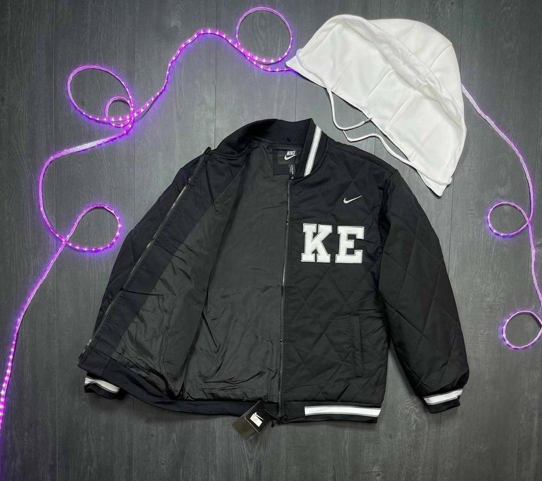 демисезонная куртка nike,бомбер nike,бомбер найк мужской,бомбер мужской nike,куртка nike мужская