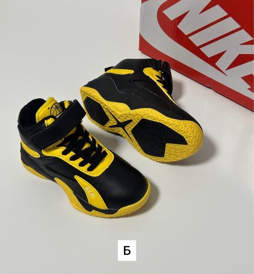 детская ,баскетбольная ,спортивная ,детские ботинки,кроссовки