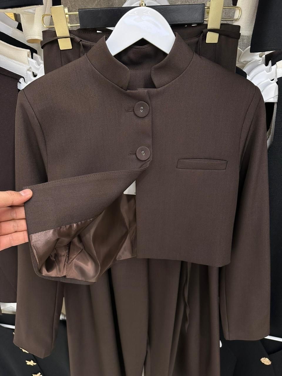 повседневные платья,женские костюмы,платье черное,школьный костюм,костюм