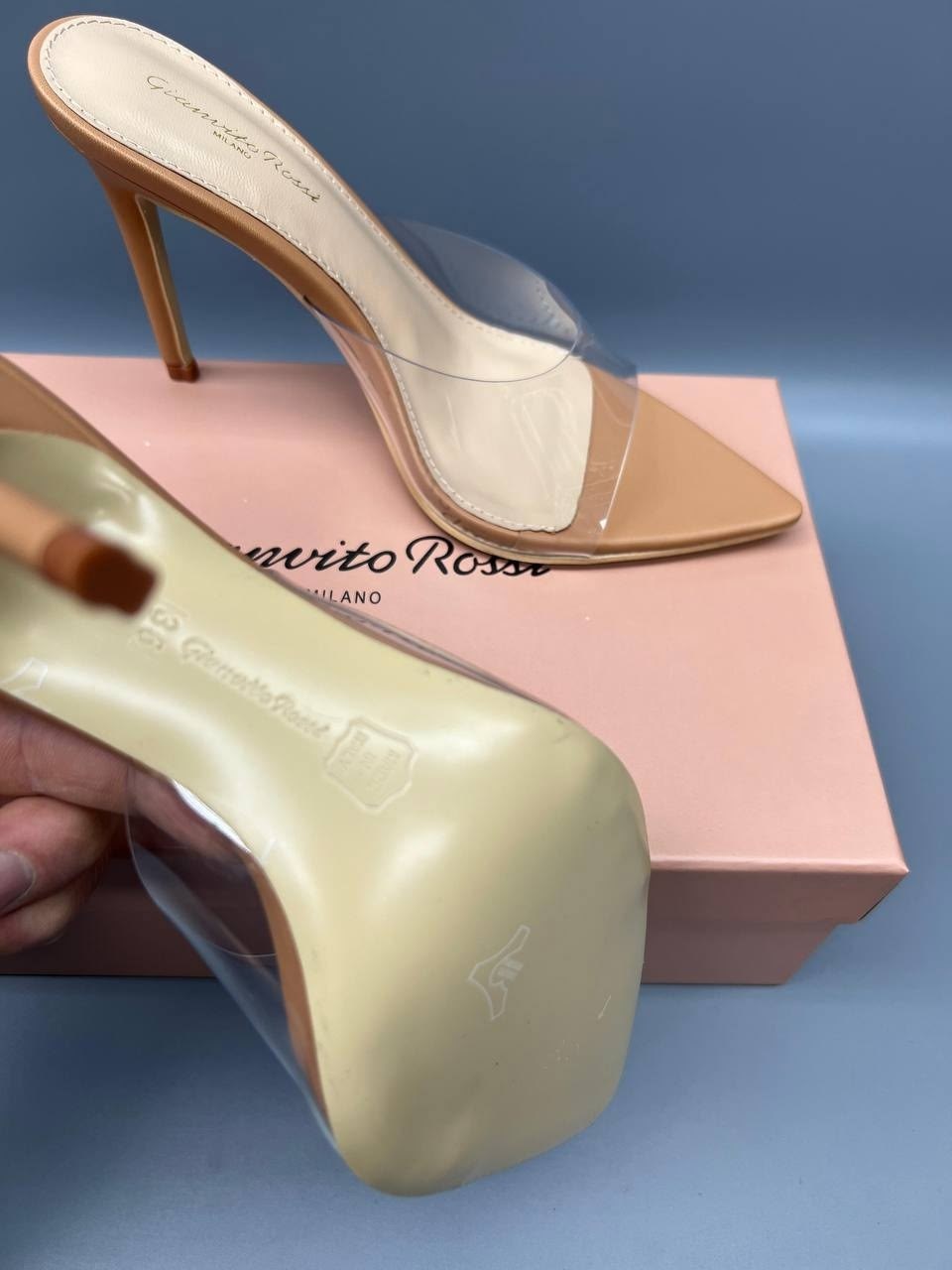 ,босоножки на каблуках,прозрачные босоножки,босоножки gianvito rossi,босоножки женские