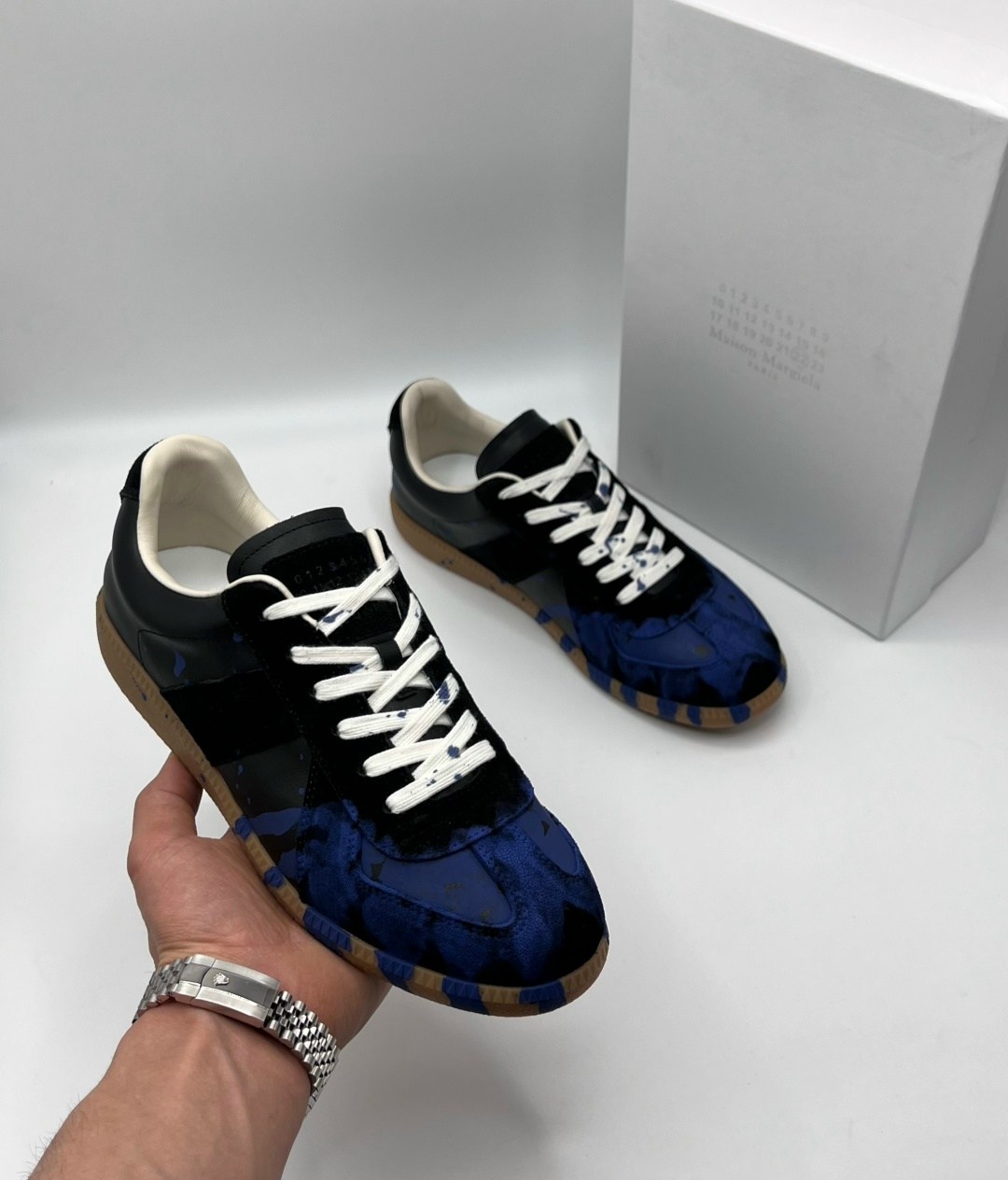 кроссовки valentino,,кроссовки maison margiela replica low paint splatter-black pewter черный,классические кроссовки,кроссовка мужской