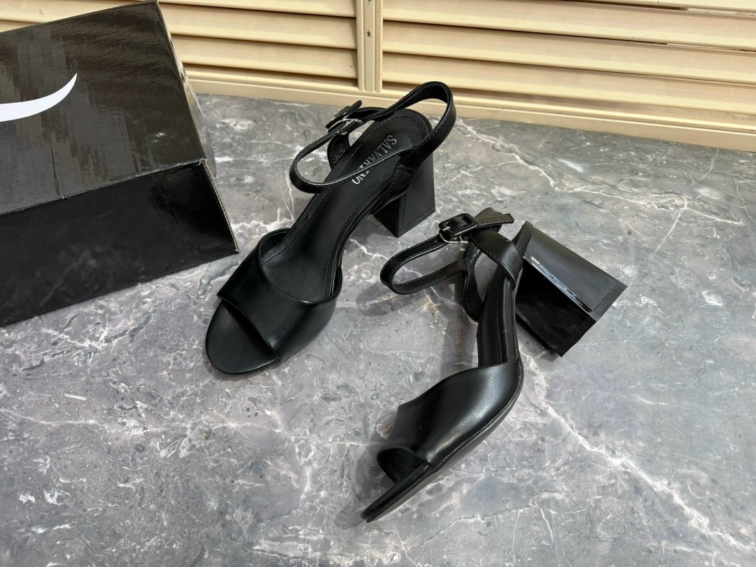 ,босоножки на высоком,босоножки женские,модные босоножки,стильные босоножки