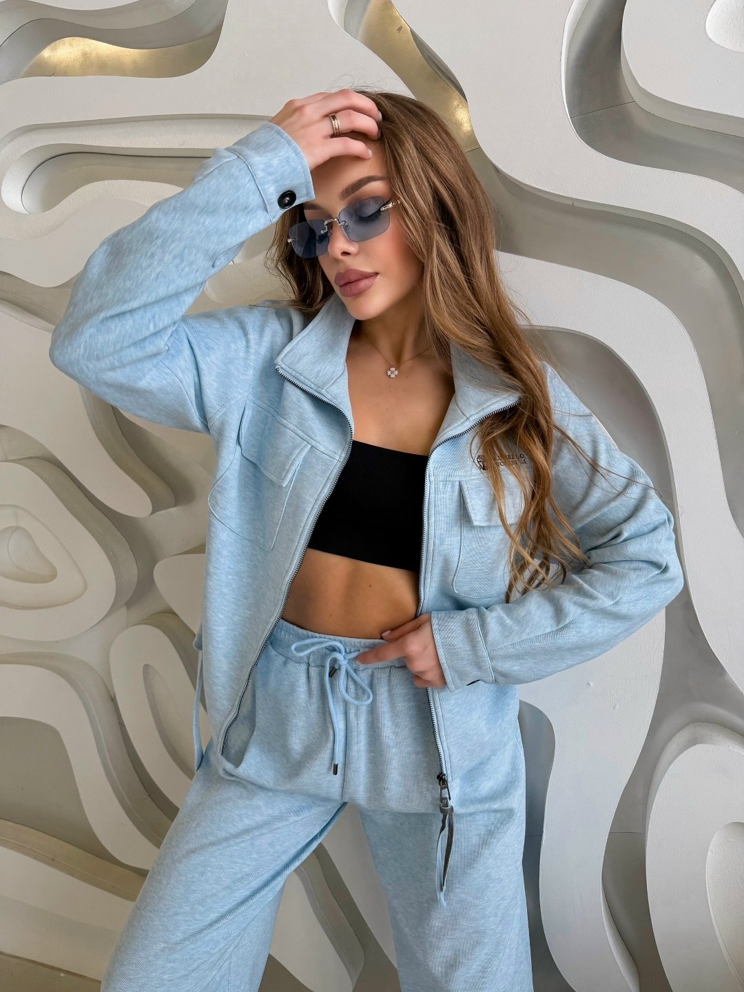 стильные костюмы,женский костюм,костюм брючный,трикотажные костюмы,костюм голубой