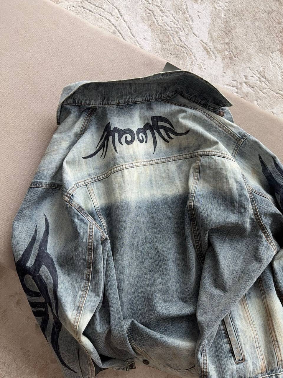 джинсовая куртка miu miu,женская джинсовая куртка,куртка джинсовый,джинсовая куртка свободная,джинсовая куртка женская оверсайз