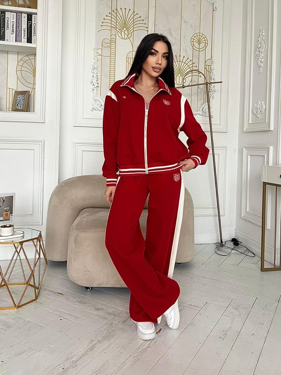 спортивный костюм,красные спортивные женские костюмы,спортивный костюм женский,loro piana женский красный костюм,красные спортивные костюмы