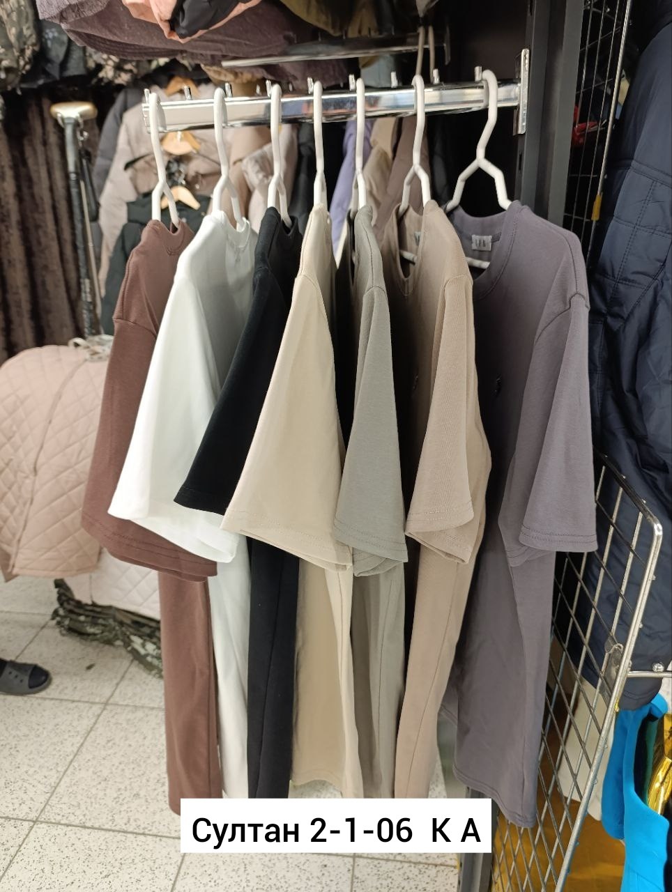 футболки женская,бежевая футболка,базовая футболка,базовая футболка женская,бежевая футболка женская