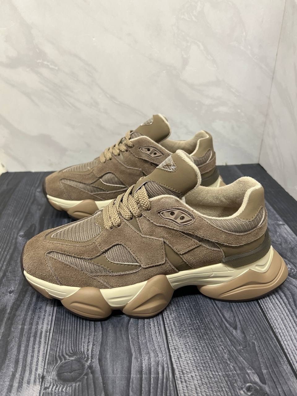 массивные кроссовки,кроссовки удобные,спортивная ,женские кроссовки,модные кроссовки