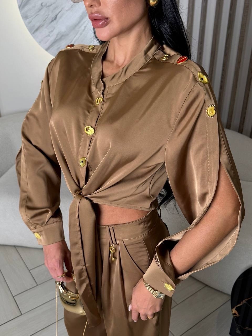 брючный атласный костюм,атласный костюм,атласный костюм вечерний,шелковый костюм,костюм брючный