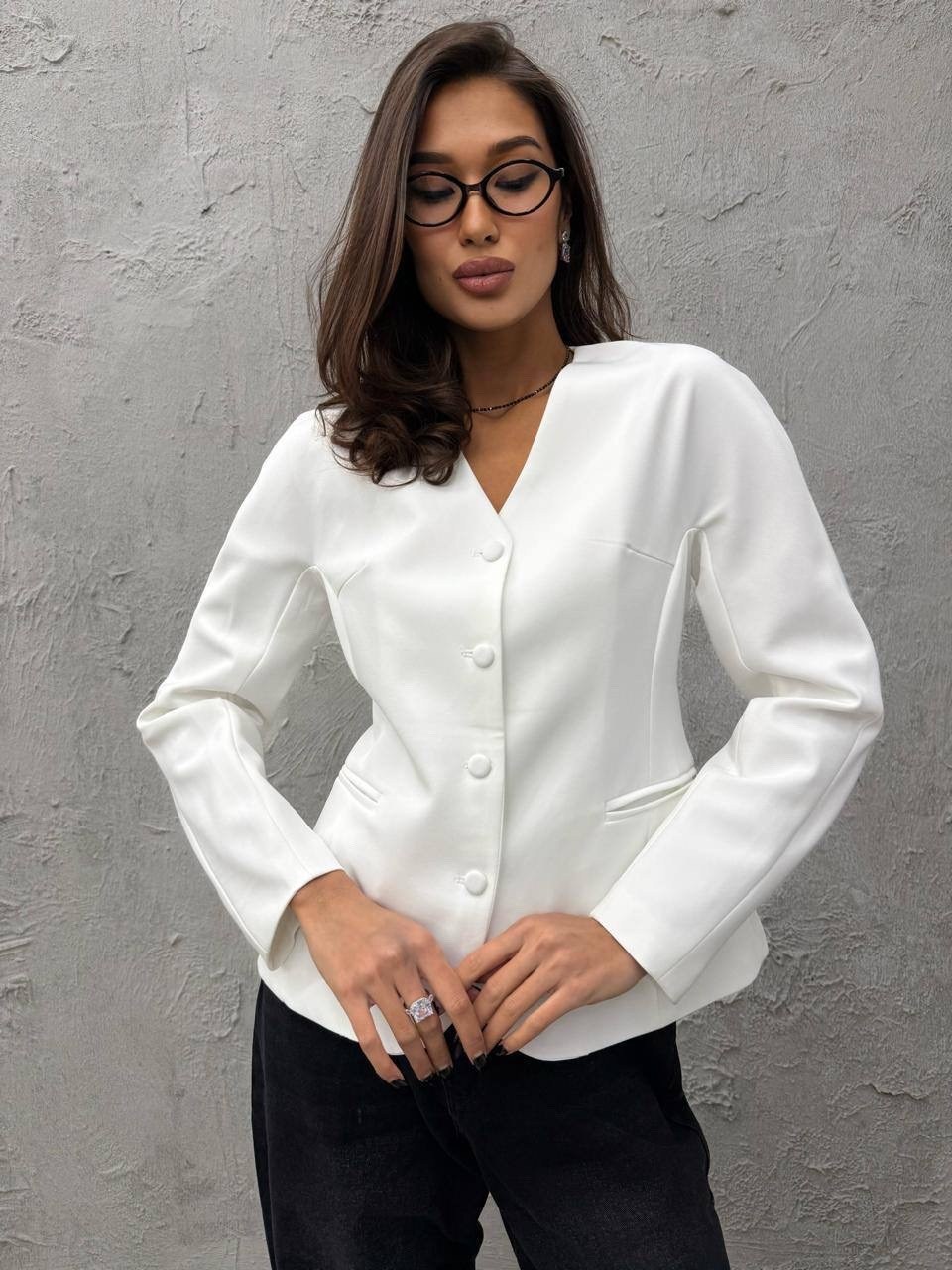 жакет,женский пиджак,приталенный жакет,пиджак,пиджак женский белый